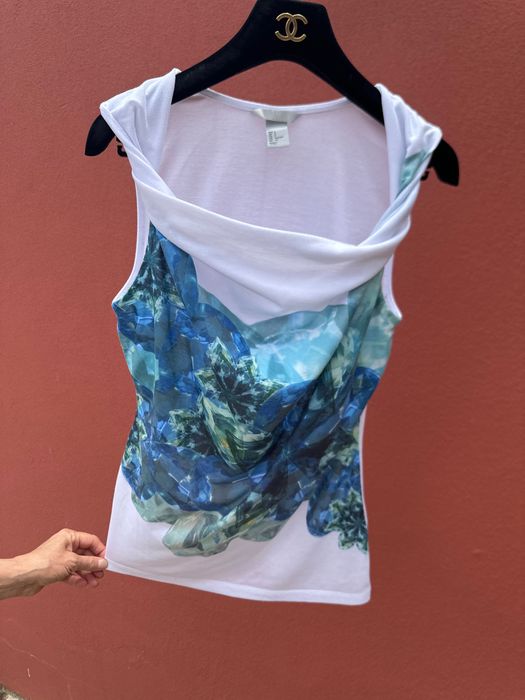 blusa com decote cascata
