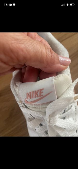 Sapatilha Nike branca