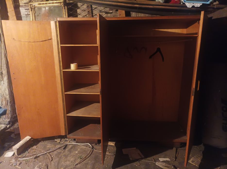 Stara szafa 3 drzwiowa z lat 50-tych