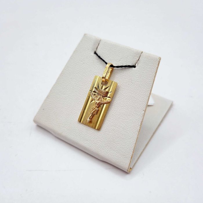 Złota zawieszka - Jezus | pr. 585 | 1,96g.