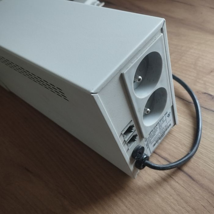 Sprzedam UPS 350