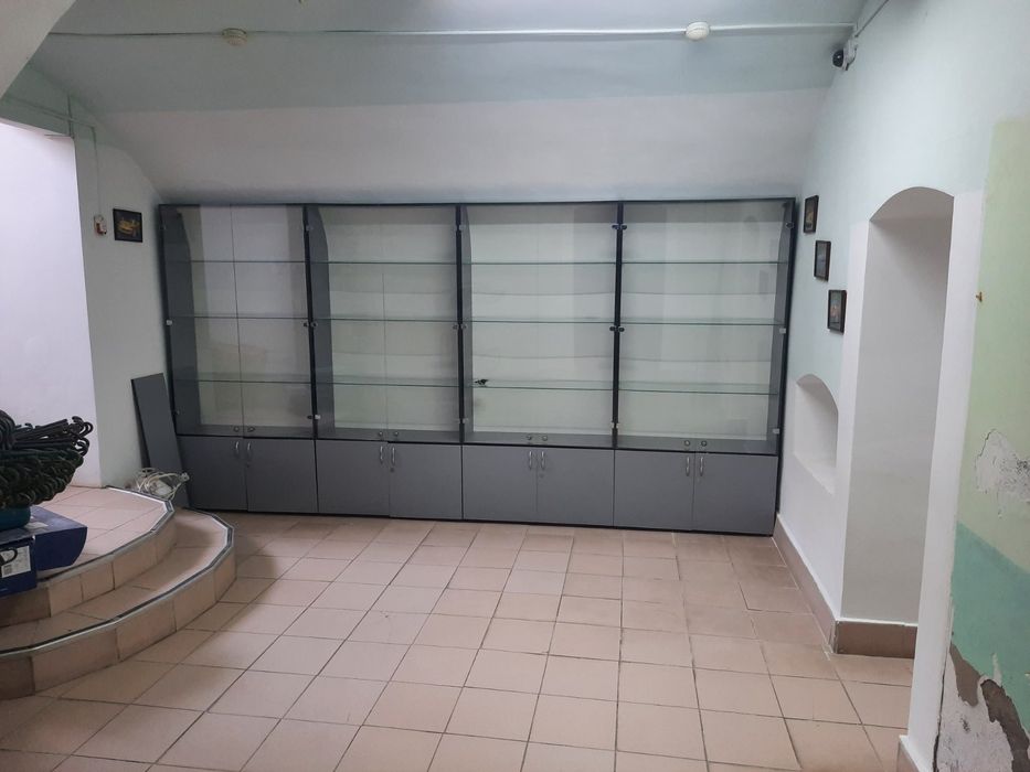 Оренда приміщення 145 м2 в районі Універмагу