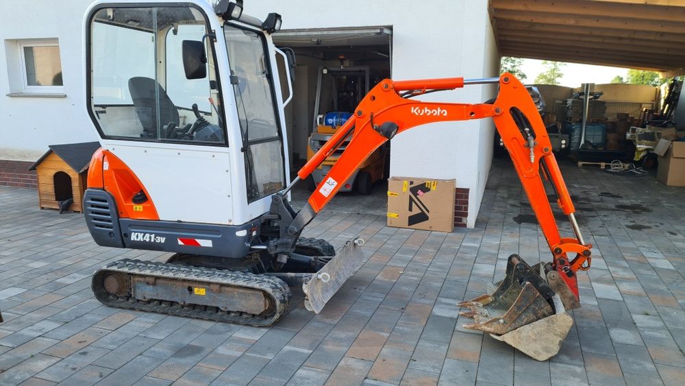 Wynajem minikoparki młot wiertnica