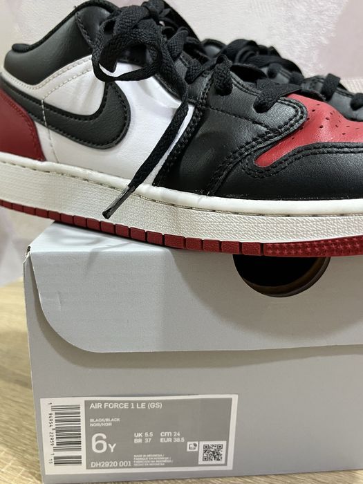 Кросівки Nike AIR Force 1 LE (Gs) 24 см в ідеальному стані