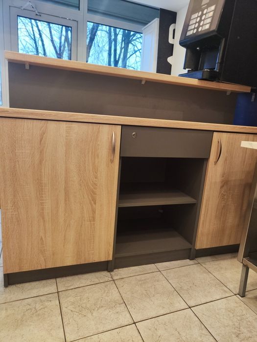 Lada barowa recepcyjna