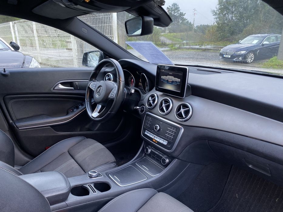 Mercedes-Benz CLA 180d Auto - Nacional