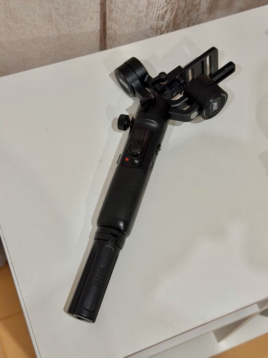 Gimbal zhiyun crane m2