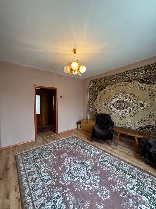 Продам комфортний будинок в затишному районі(Газове)