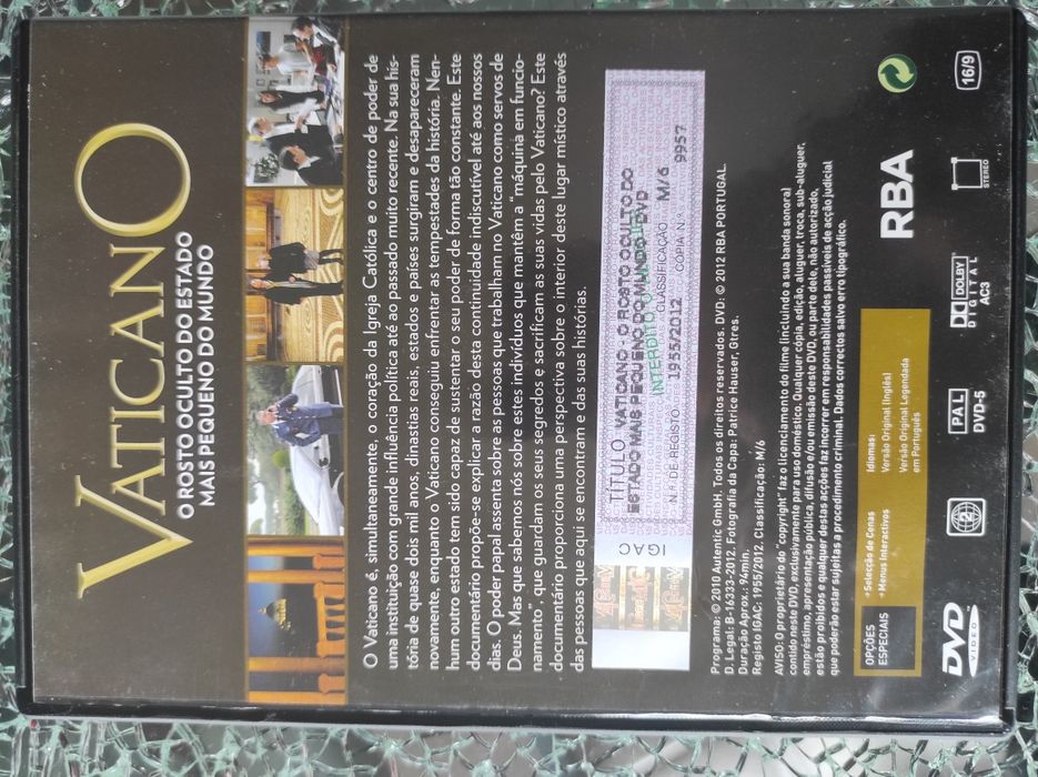 DVD Vaticano , o rosto oculto do estado mais pequeno do mundo