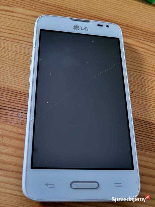 Telefon LG - uszkodzony na części zamienne.
