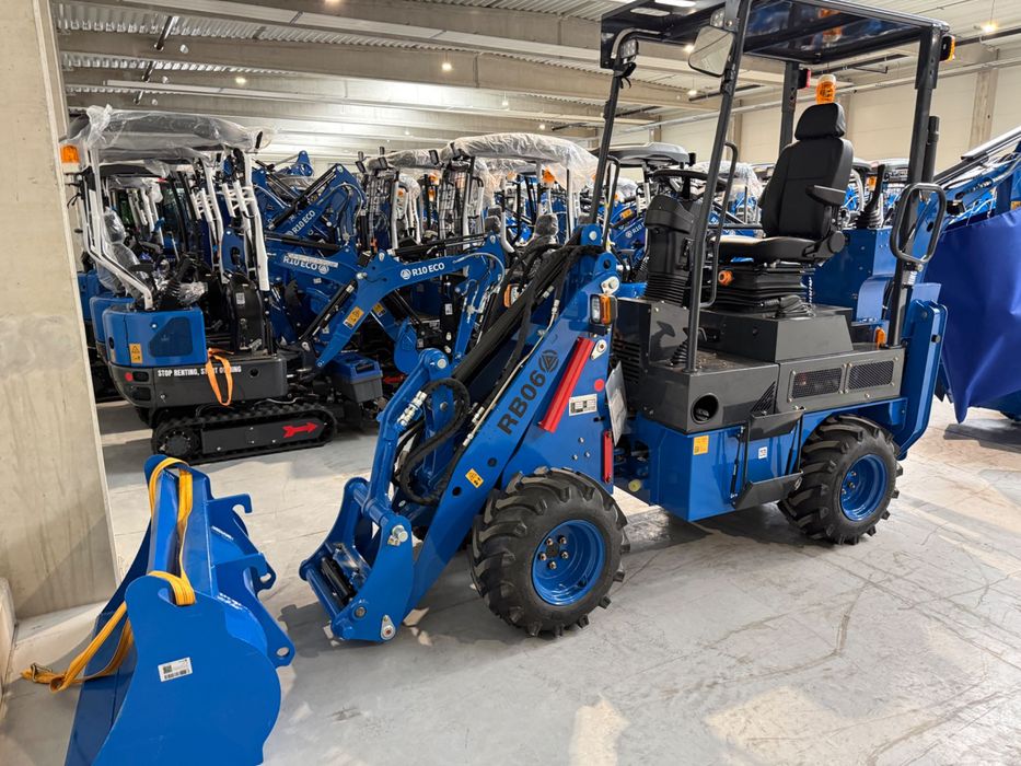 OFICJALNY Dealer Rippa Płotex Złoczew Nowa Koparko - Ładowarka RIPPA RB06 Kubota ładowarka koparka RL06