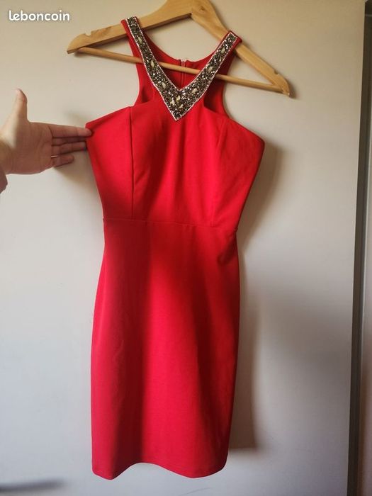 Жіноча сукня міні