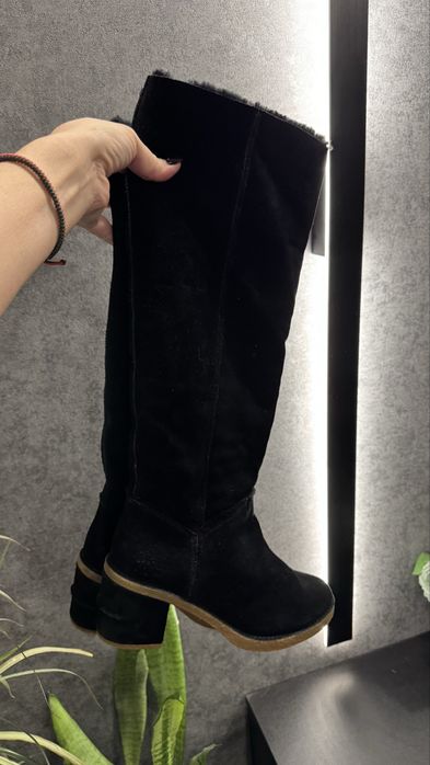 Зимові сапоги черевики UGG 39 (25-25.5 см) оригінал! Нові натуральні