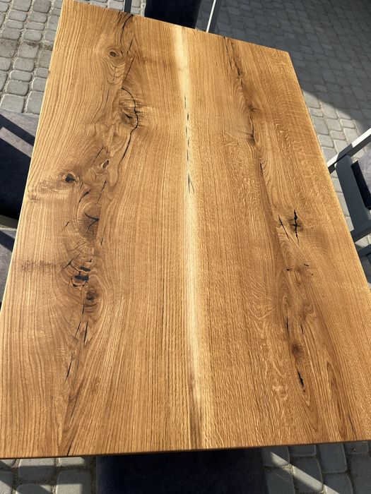 Стіл та стільці. Комплект