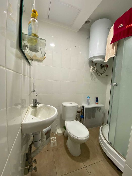 Салон, магазин, офіс 55 кв.м, біля метро, Коломиївський провулок 17/31