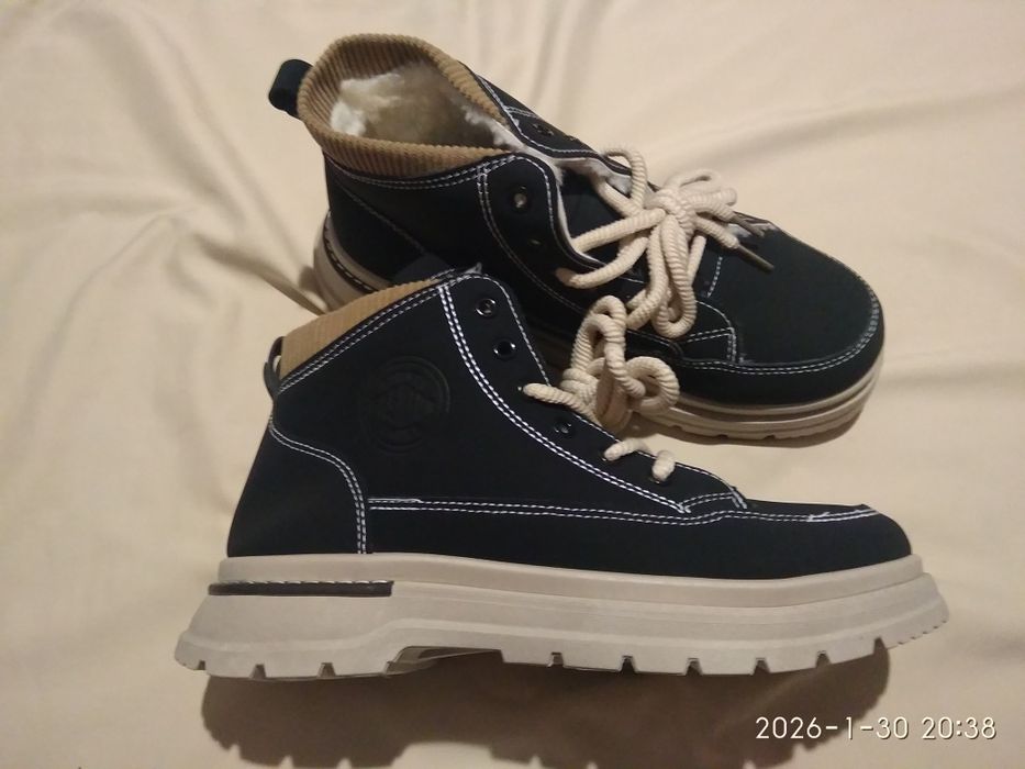 Чоловічі черевики, 43 розмір