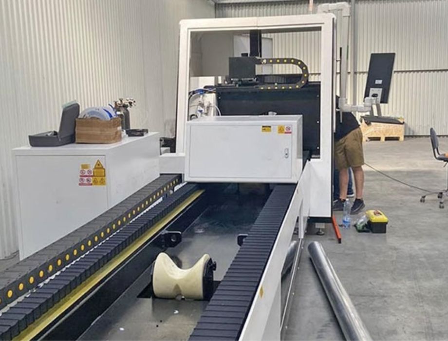 Установка лазерной резки труб GKS6016T2 3000 вт райкус