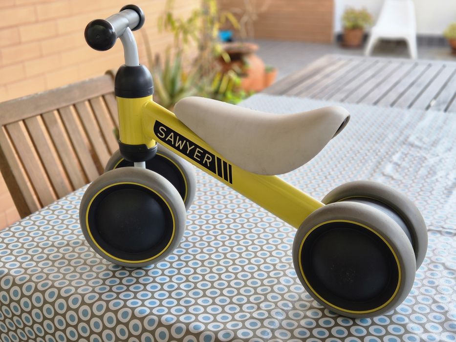 Vendo bicicleta criança iniciação SAWYER