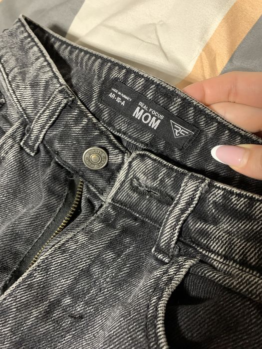 Джинсы мом продам!