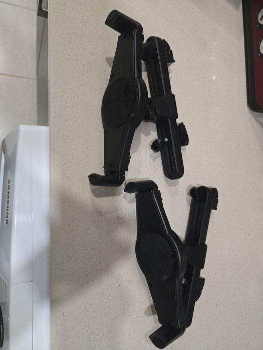 2 suportes de tablet para carro