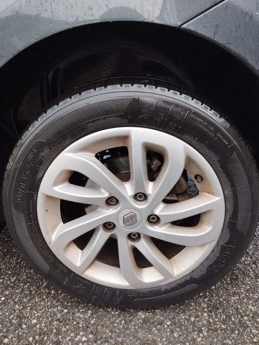 Renault Megane 3 económica, confortável e fiável