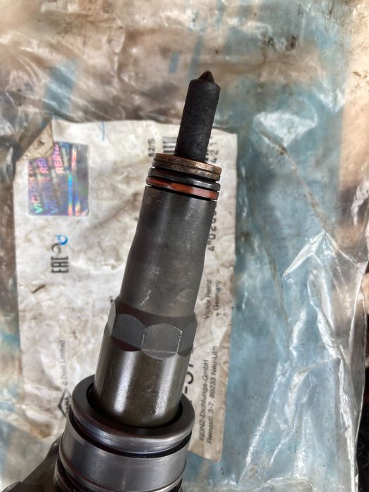 Насосфорсунки зняті з пассат б6