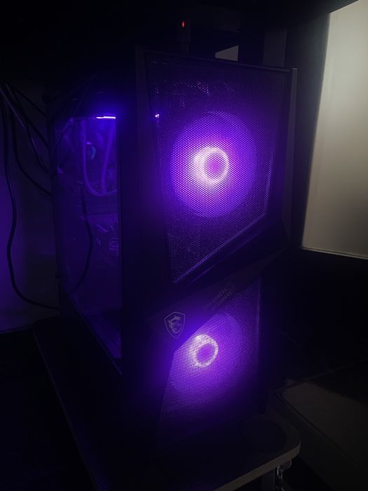 MSI Desktop Computer479250725586216961