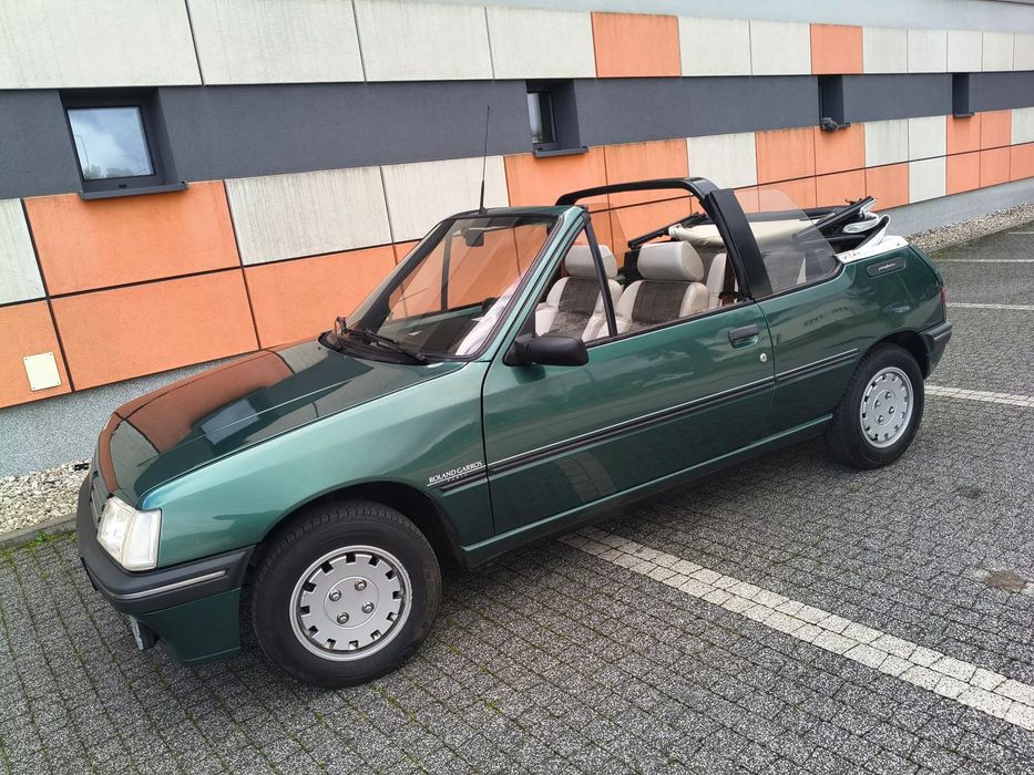Peugeot 205