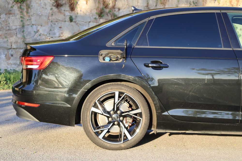 Audi A4 2018  2.0 TDI