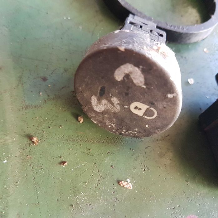 przełącznik włącznik suwak głośnik przekażnik głośnik citroen c2 c3