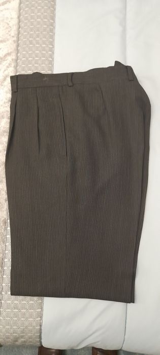 Vendo fato como novo