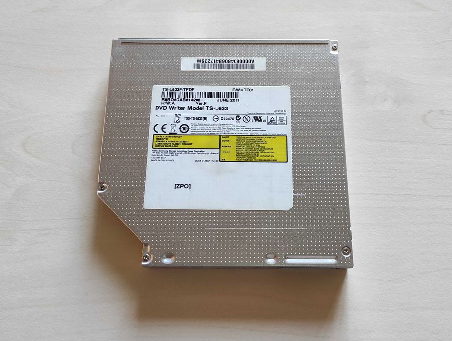 HP Pavilion G7 разборка (крышка/петли/шлейф/вебка/антенны/DVD)