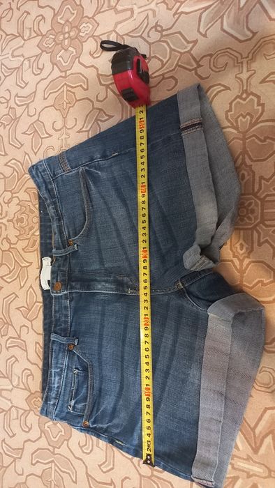 Шорти джинсові жіночі H&M, розмір L.