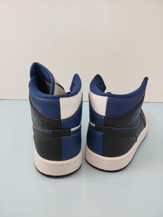 Buty Air Jordan 1 Mid SE
