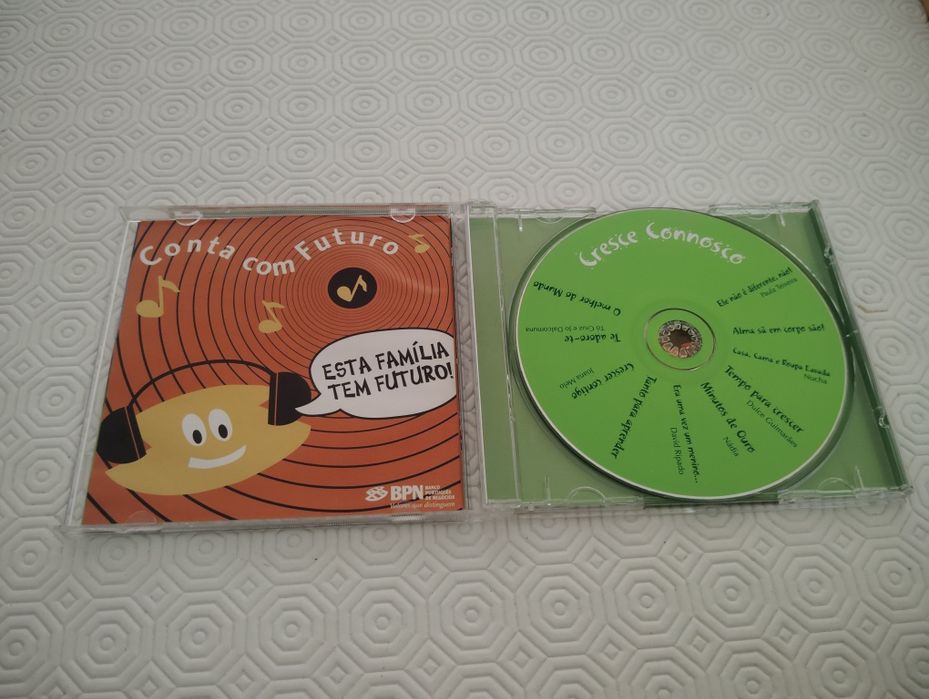 DVD e CDs Infantis Como Novos