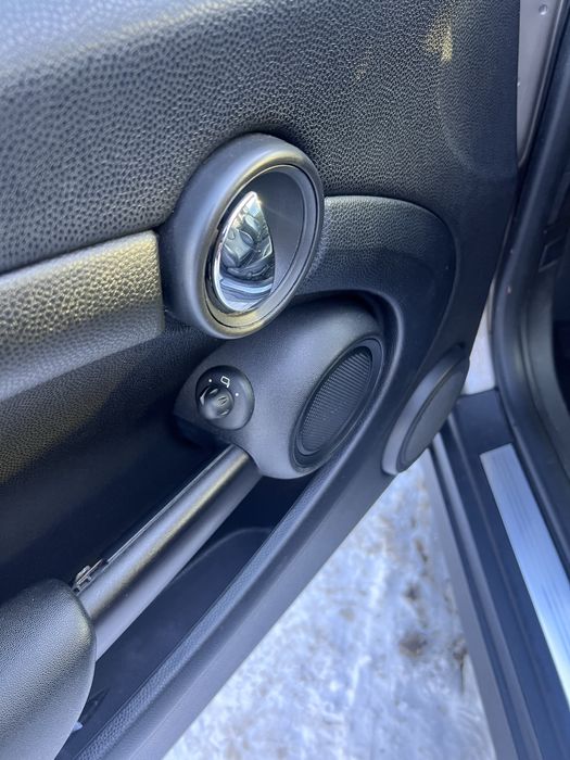 Mini clubman 1.6 бензин