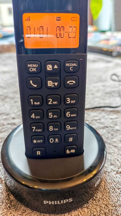 telefon stacjonarny Philips D-165