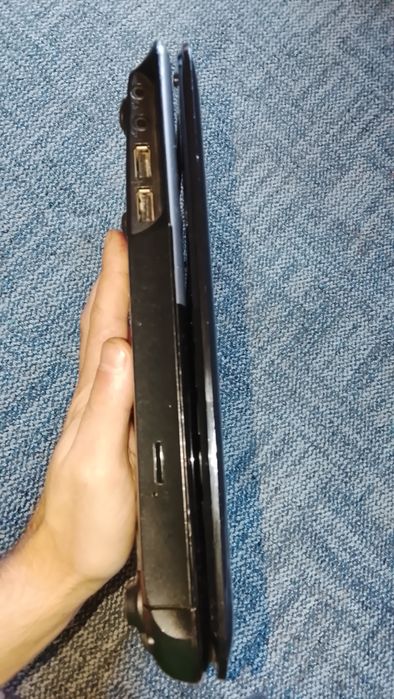 Medion akoya E4212