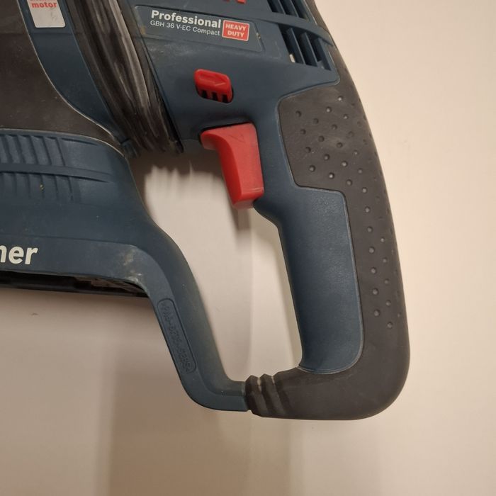 Młot udarowo obrotowy Bosch GBH 36 V-EC Compact