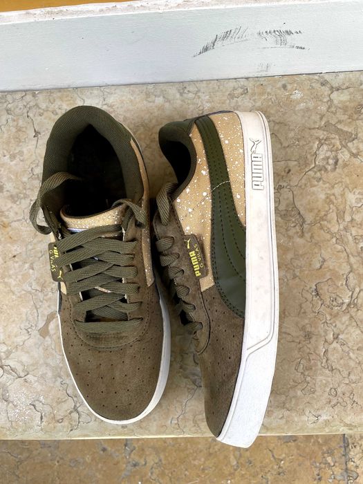 Army Green G. Vila Puma Trainers