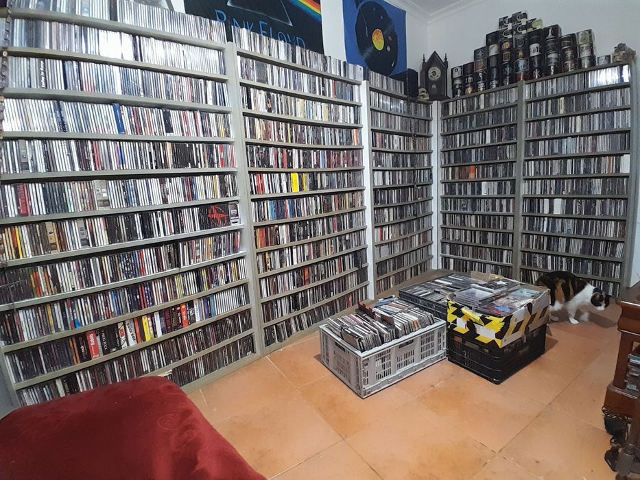Vendo e compro CDs e Cassetes Audio