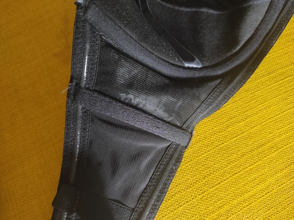 Pour Moi ? Czarny stanik biustonosz strapless bez ramiączek 65 F 65F