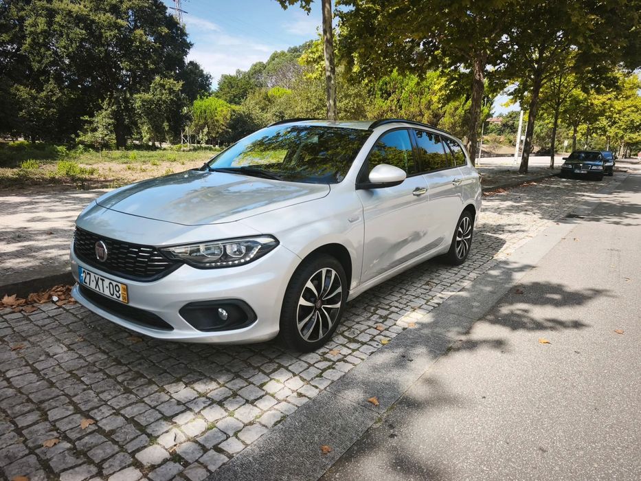 Fiat Tipo Station Wagon 1.6 M-Jet Lounge Tech