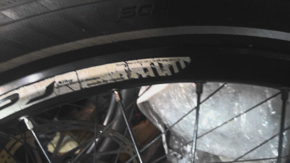 Колесо 26" Shimano Alfine 8 планетарна, DiscBull Schwalbe Super Moto X