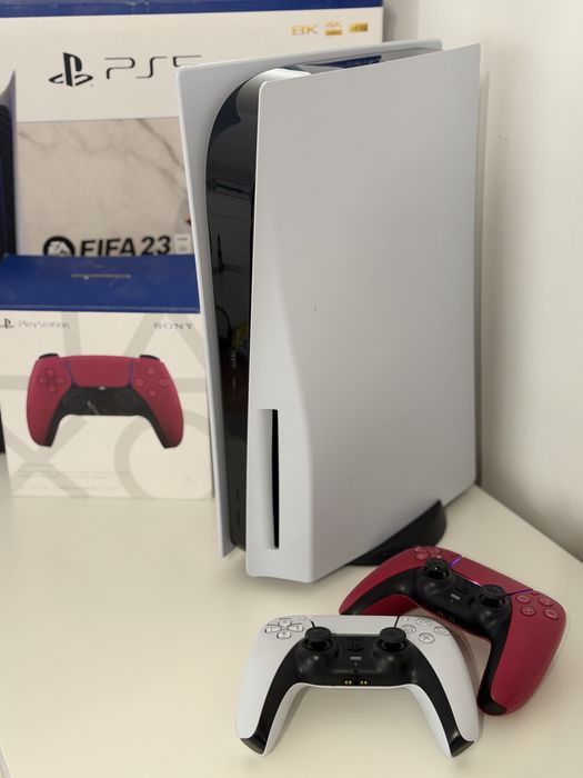 Playstation 5 / dwa pady / FIFA 23