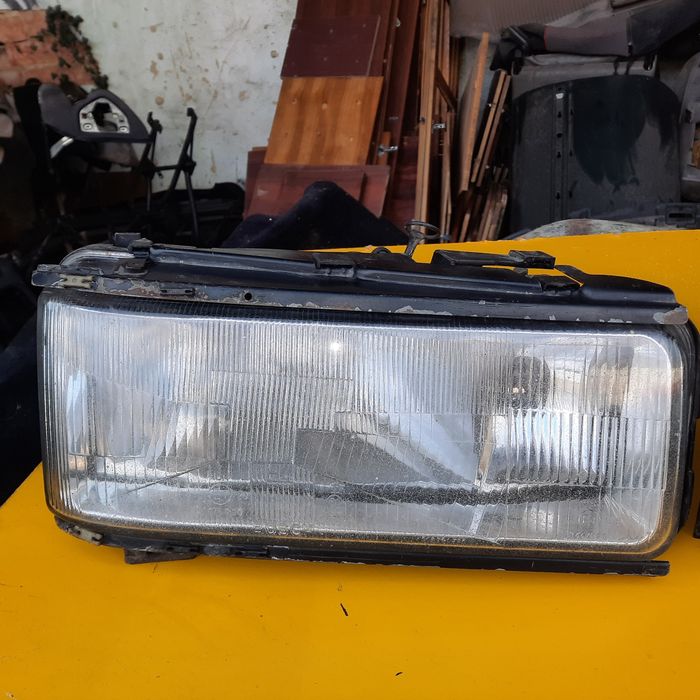 Фари ауді 200,Audi 200.права та ліва.