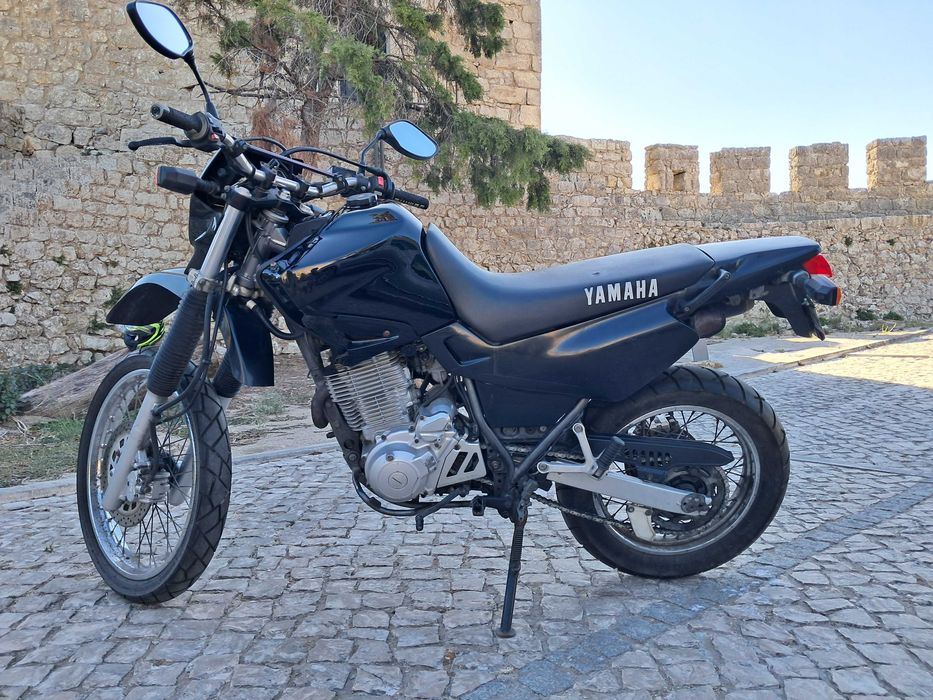 Yamaha XT600E (Bom estado)
