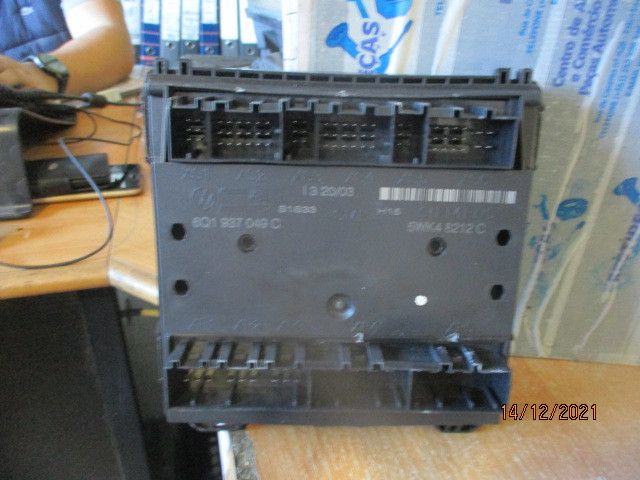 Centralina motor / ECU VOLKSWAGEN Polo (9N)