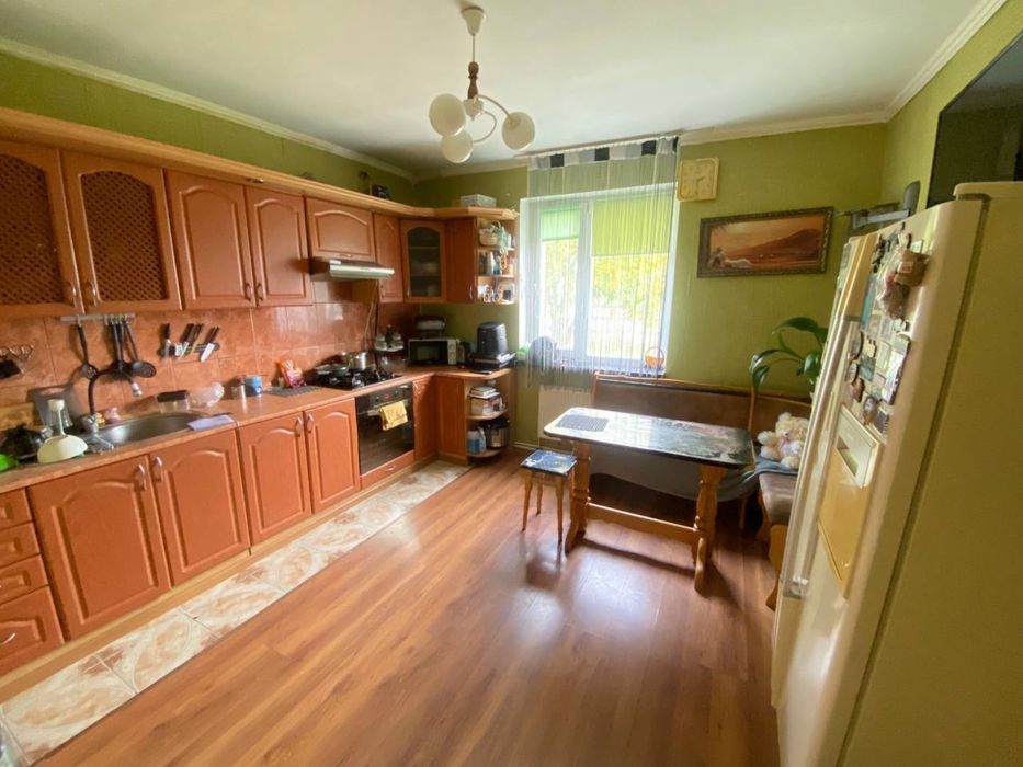 Продам будинок (від власника)