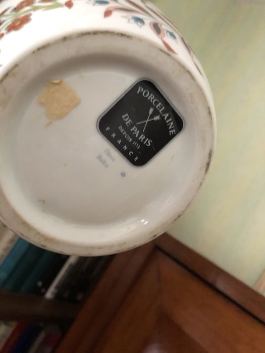 Jarro de porcelana de paris